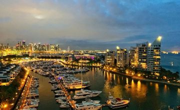 cape-royale-sentosa-harbour-night-view-singapore